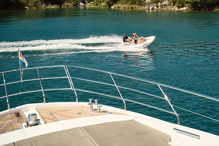 Azimut 72 - 