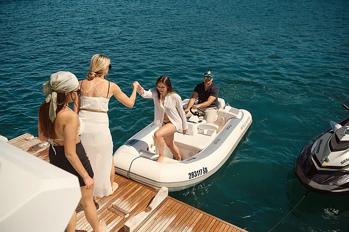 Azimut 72 - 