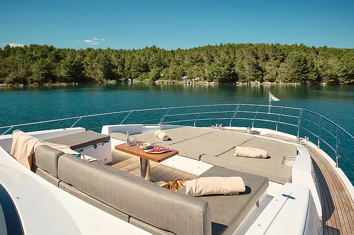 Azimut 72 - 