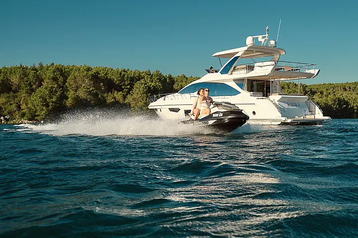 Azimut 72 - 
