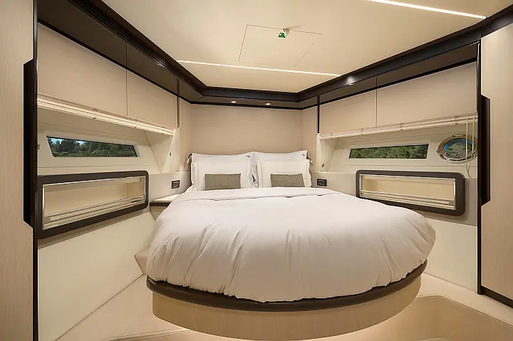 Azimut 72 - 
