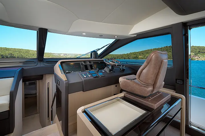 Azimut 72 - 