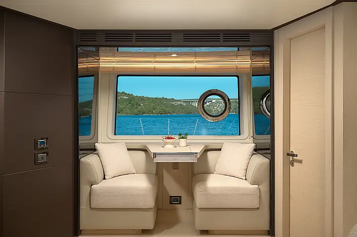 Azimut 72 - 