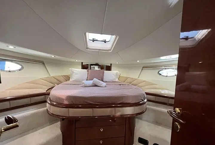 Fairline Squadron 52 - 