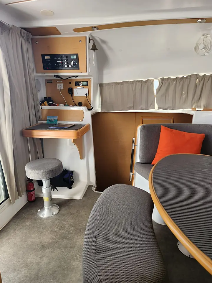 Lagoon 380 - 