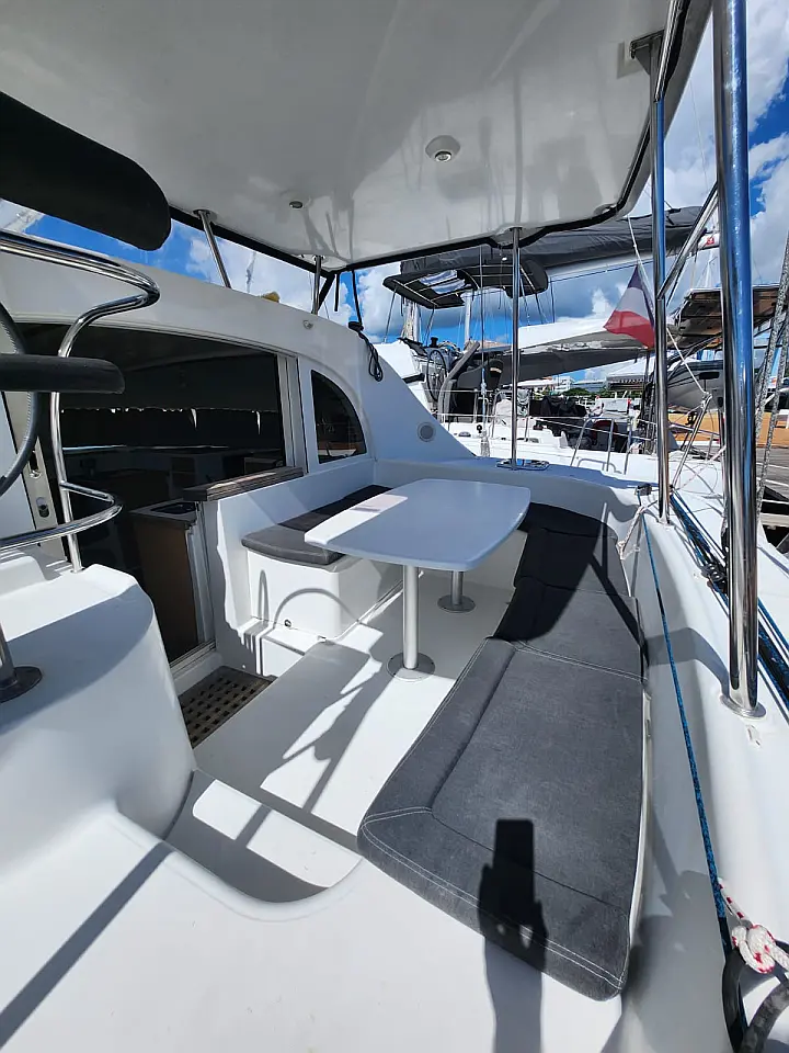 Lagoon 380 - 