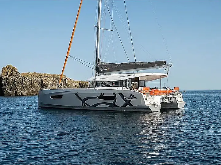 Excess 14 - External image