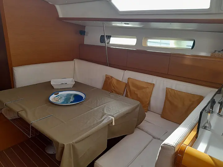Sun Odyssey 439 - 