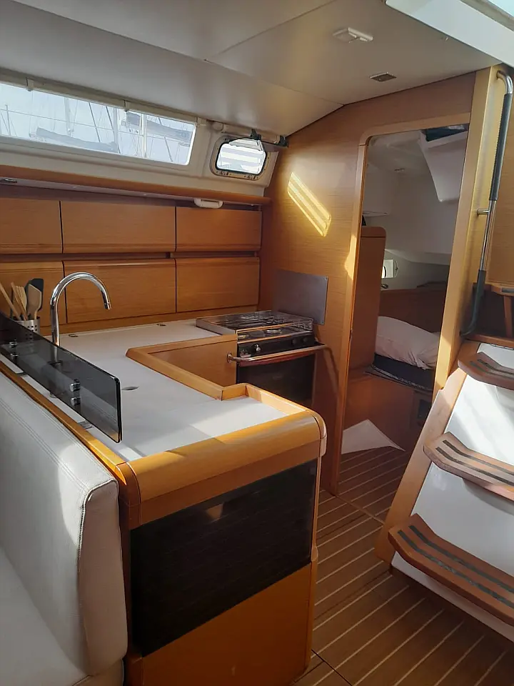 Sun Odyssey 439 - 