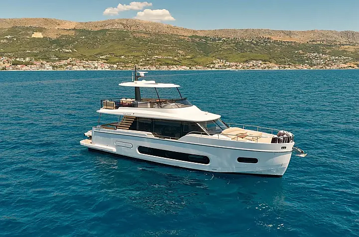 Azimut Magellano 60 - 
