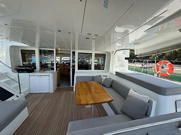 Lagoon 52F - 