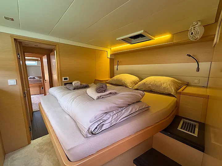 Lagoon 52F - 
