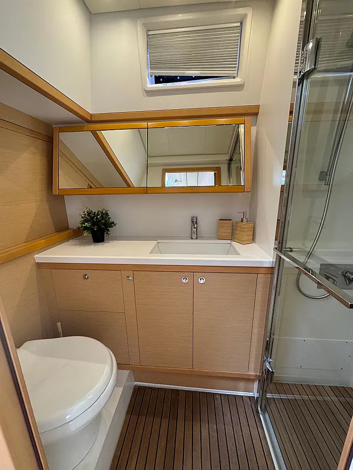 Lagoon 52F - 