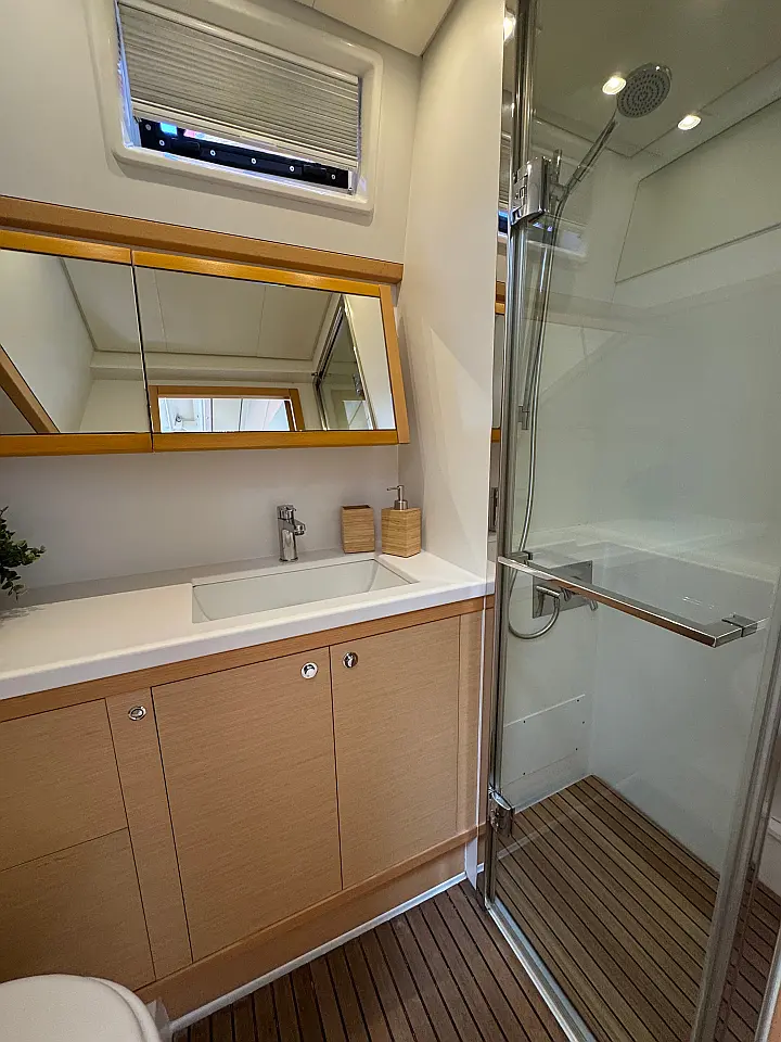 Lagoon 52F - 