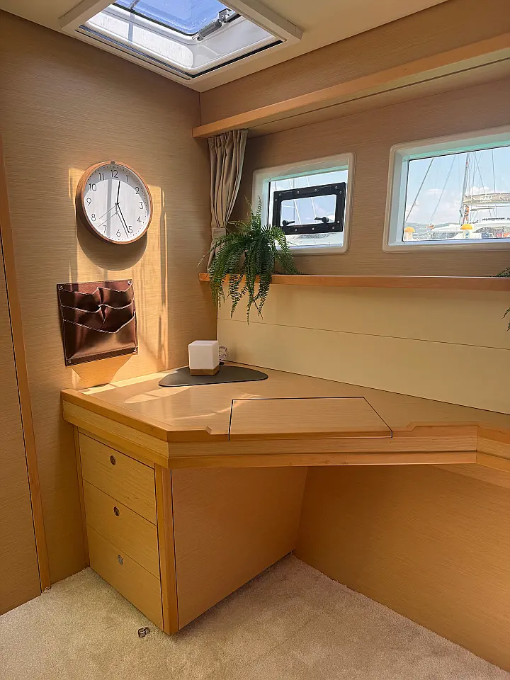 Lagoon 52F - 