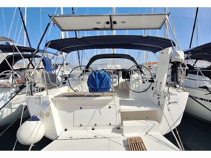 Dufour 460 Grand Large - External image