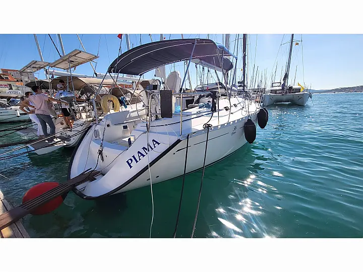 Dufour 36 Classic - External image