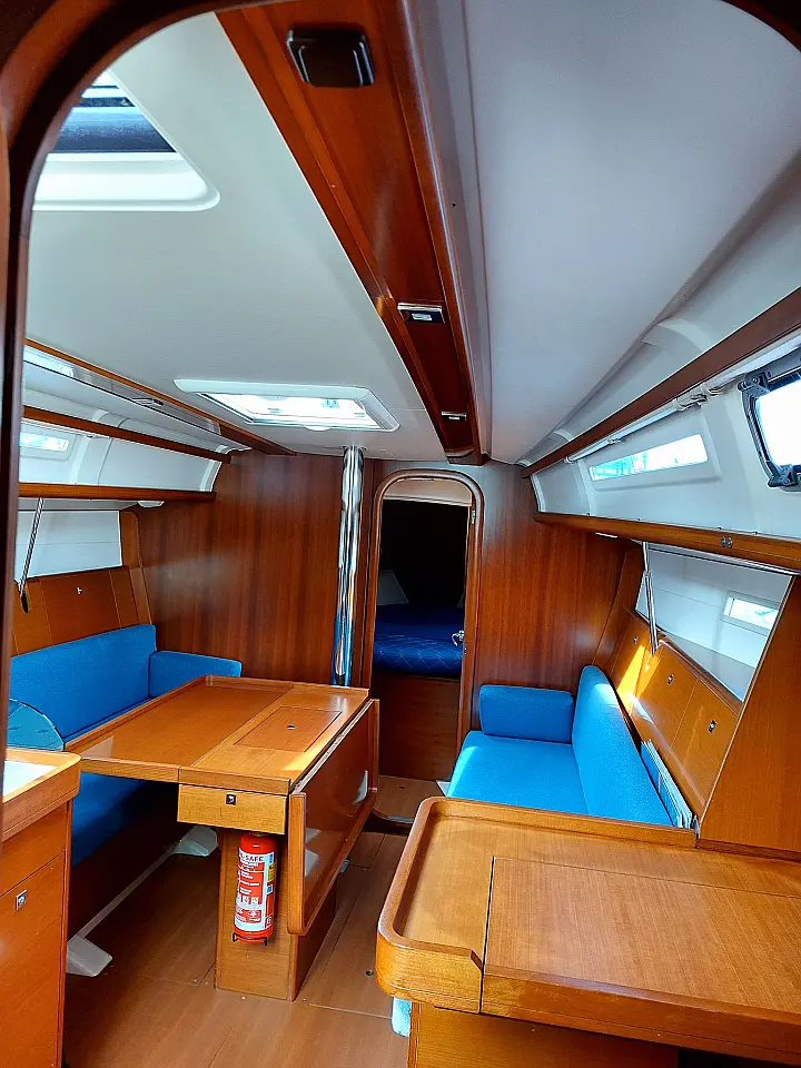 Dufour 34 E Performance - 