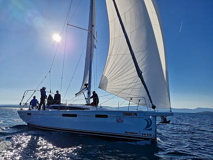 Dehler 38 - External image