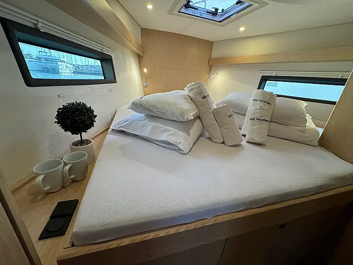 Bavaria C42 - 