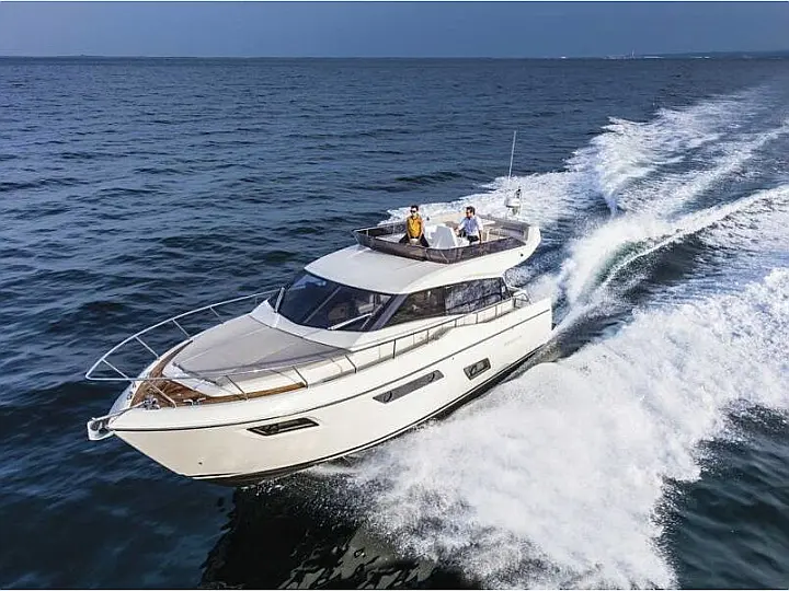 Ferretti 450 - External image