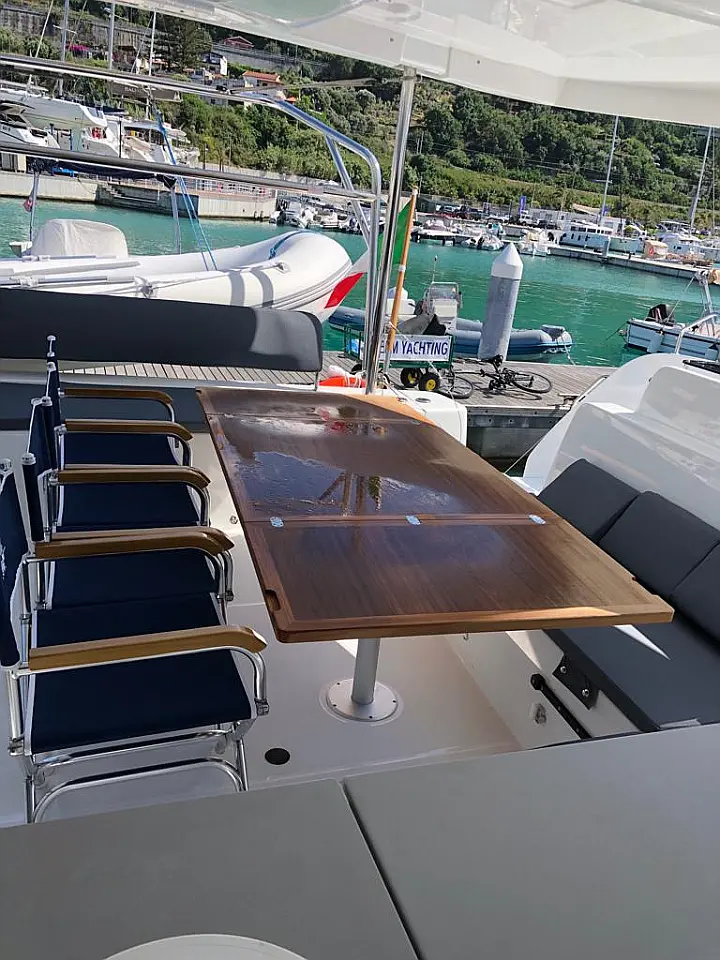 Lagoon 46 - 