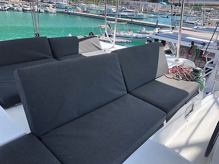 Lagoon 46 - 