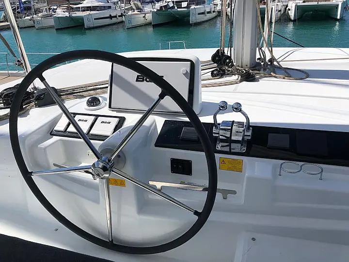 Lagoon 46 - 