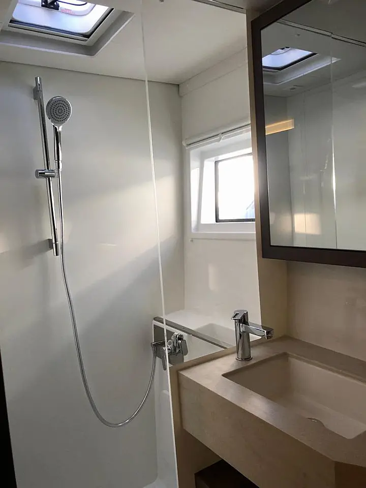 Lagoon 46 - 