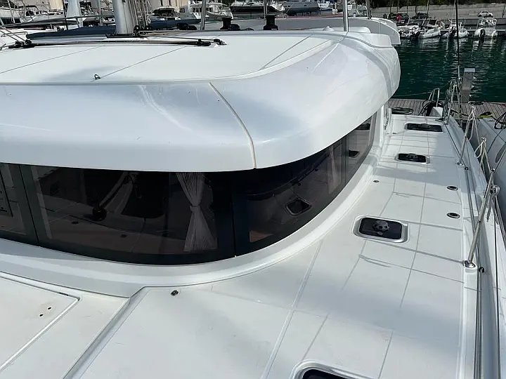Lagoon 42 - 