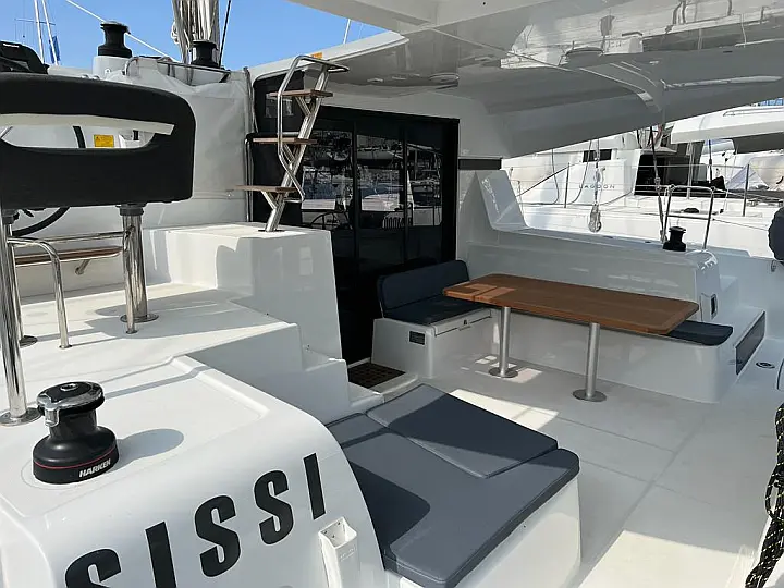 Lagoon 42 - 