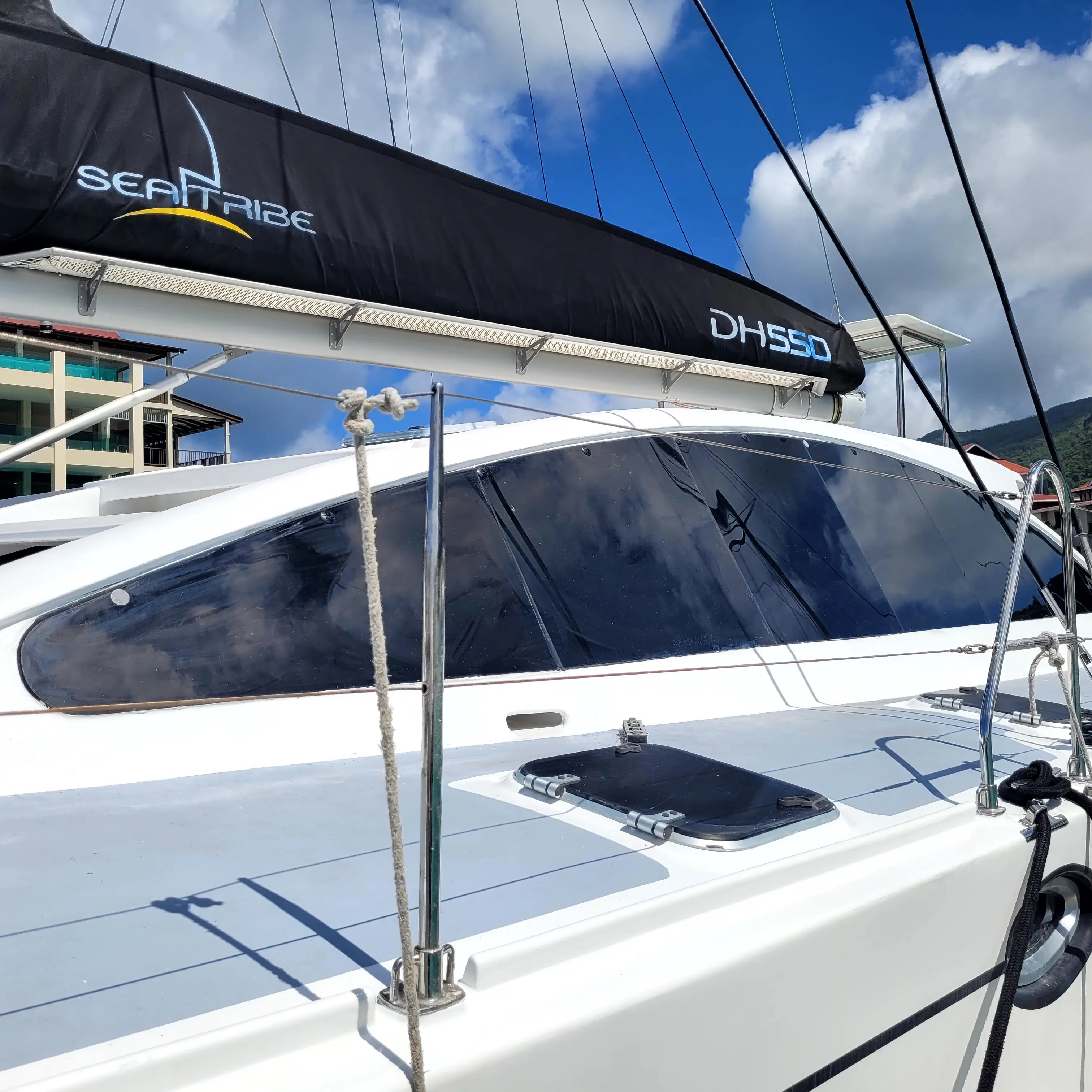DH 550 - 