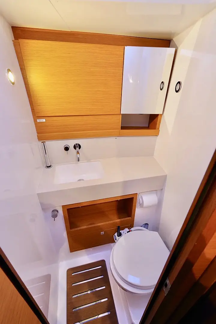 Dufour 530 - 