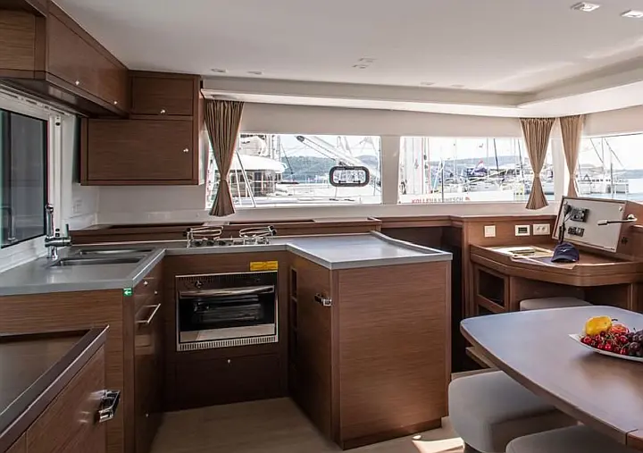 Lagoon 450 Sport - 