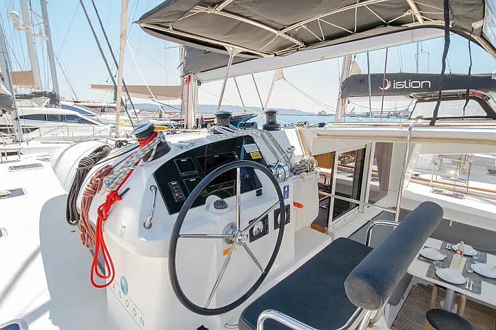 Lagoon 400 S2. - 