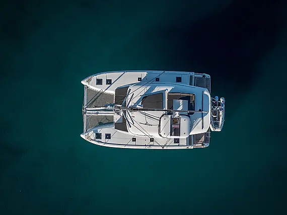 Lagoon 43