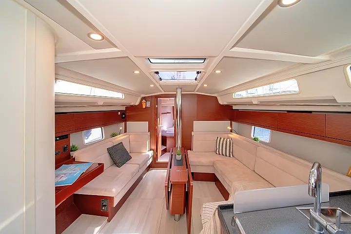 Hanse 418 - 