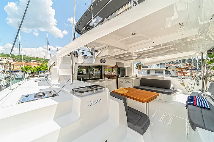 Lagoon 46 A/C & GEN & WM - 
