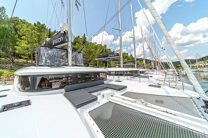 Lagoon 46 A/C & GEN & WM - 