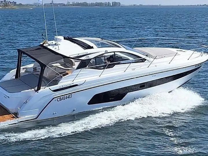 Azimut Atlantis 45 - External image