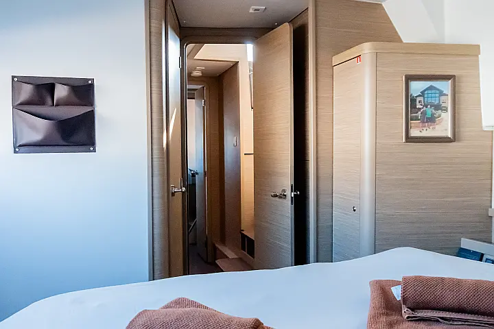 Lagoon 42 - 