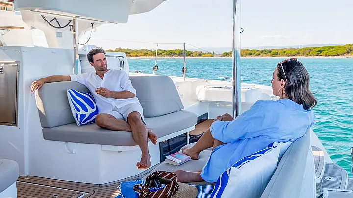 Fountaine Pajot New 44 - 