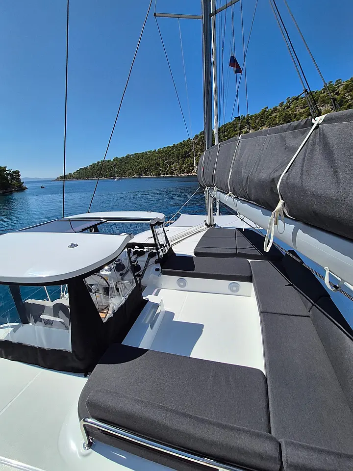 Lagoon 43 - 