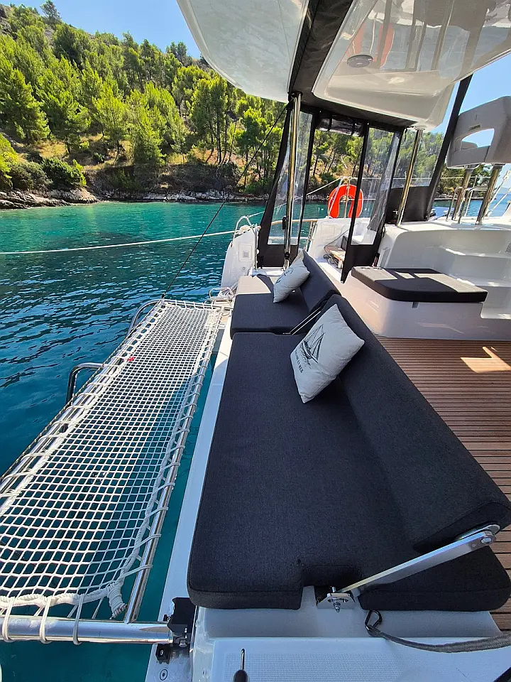 Lagoon 43 - 