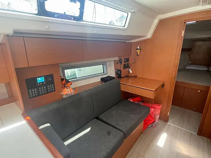 Bavaria C42 /3cab - 