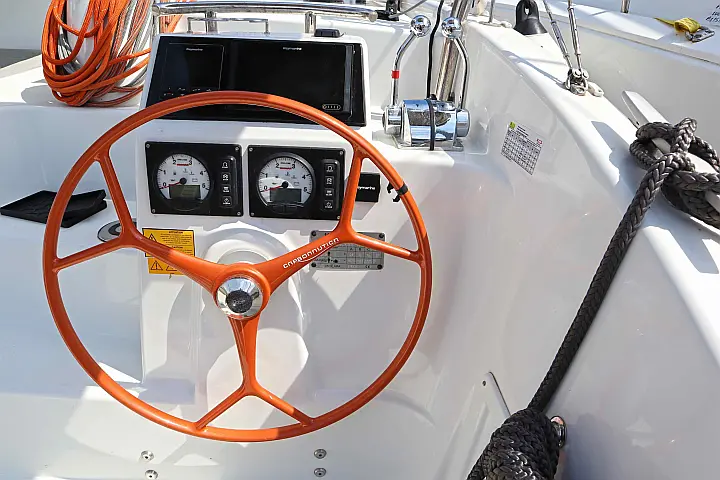 Excess 11 CAT/6 cab - 