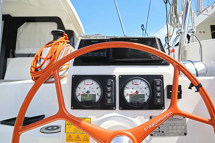 Excess 11 CAT/6 cab - 