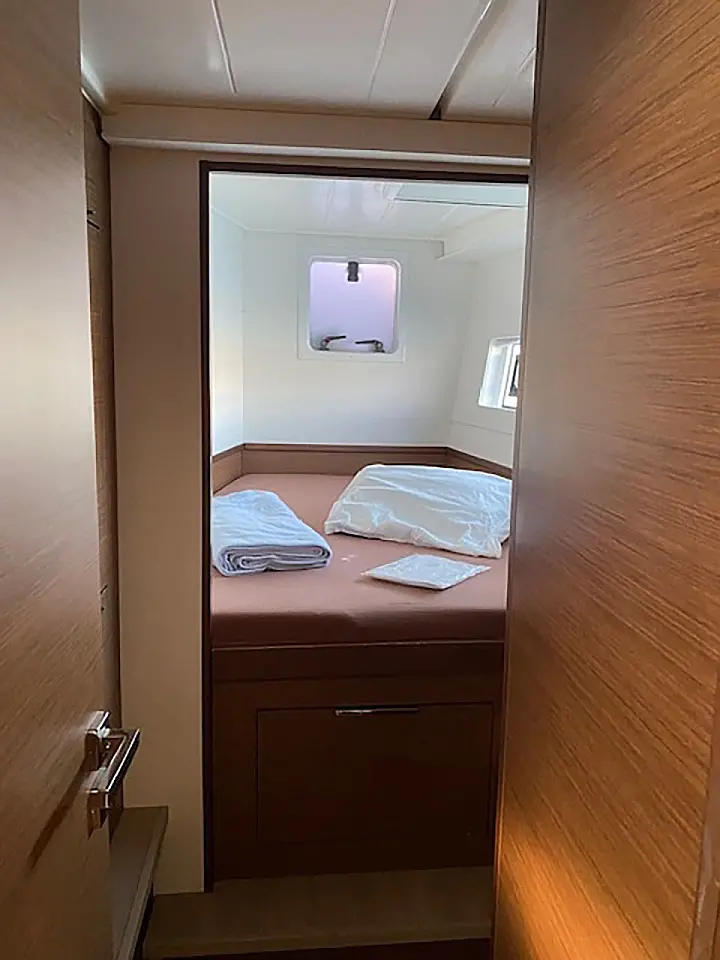 Lagoon 40/4 cab, 2WC - 