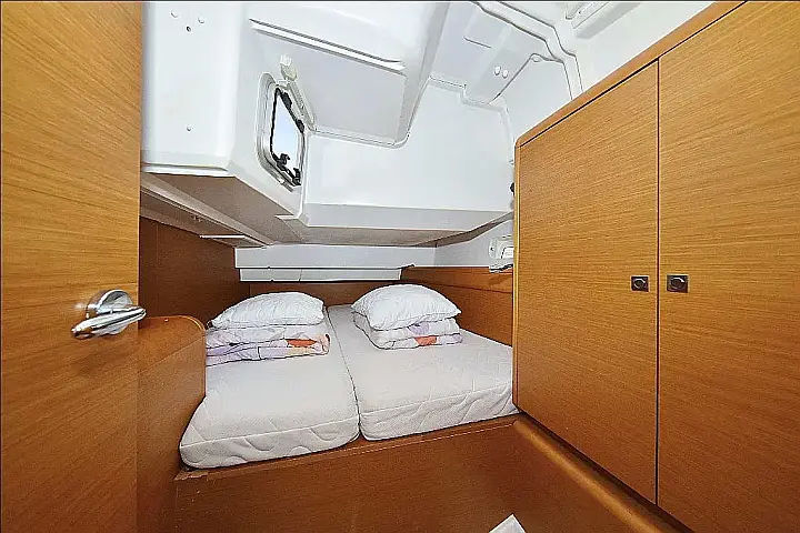 Sun Odyssey 449 (4 cab.) - 