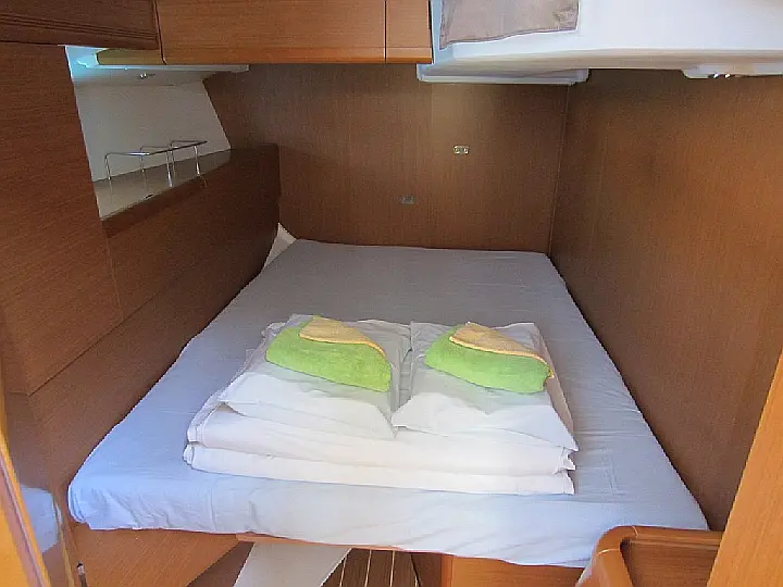 Sun Odyssey 50DS - Cabin